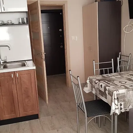 за гости ива Apartmán Ruse