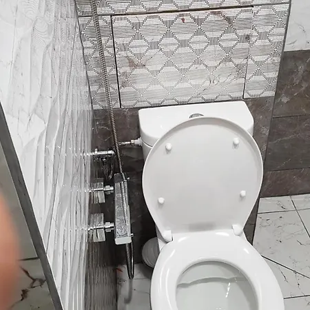за гости ива * רוסה