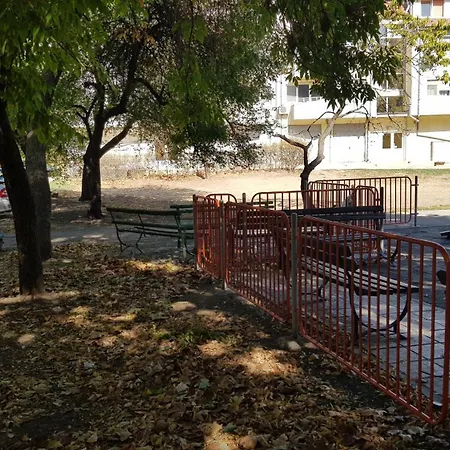 за гости ива 公寓 *