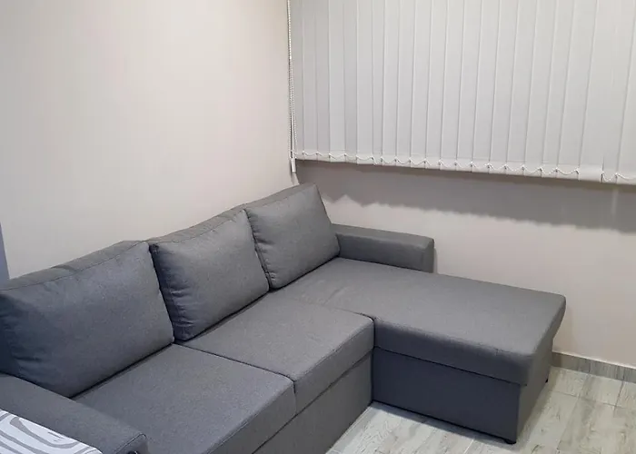 за гости ива Апартамент Русе